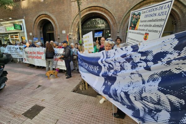 Concentracion memoria democratica_4
